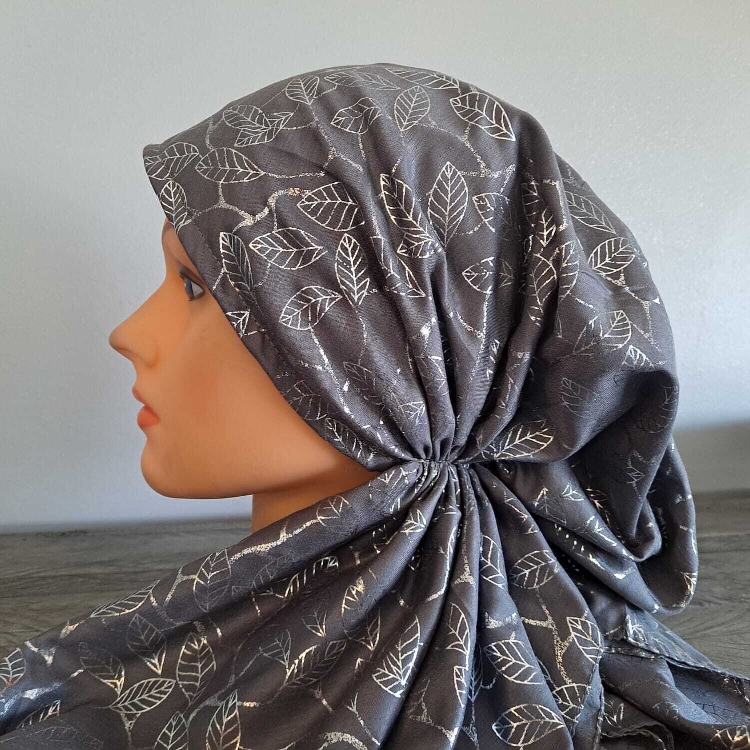 Gray/silver small leaves pattern pre-tied tichel w/band sewn in (BBS)