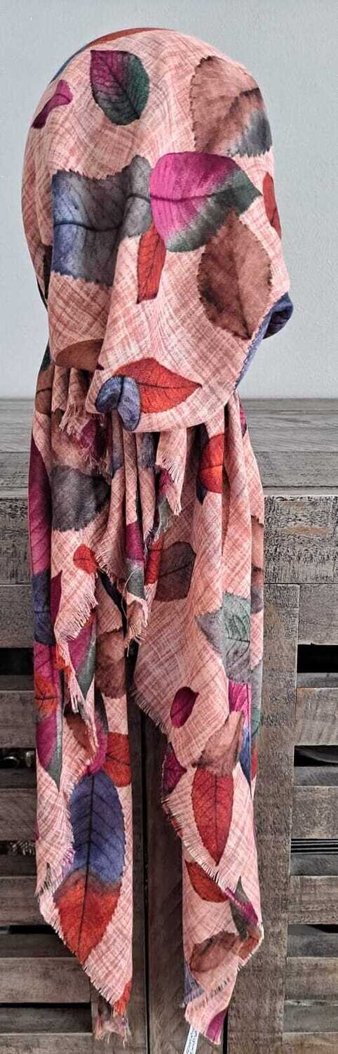 Light maroon colored leaves - soft fringes pretied tichel