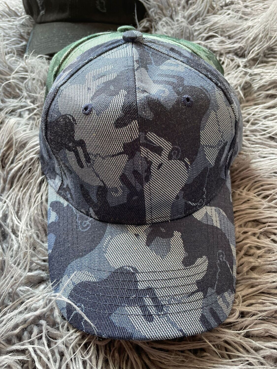 Camouflaged Caps, choose: bluish