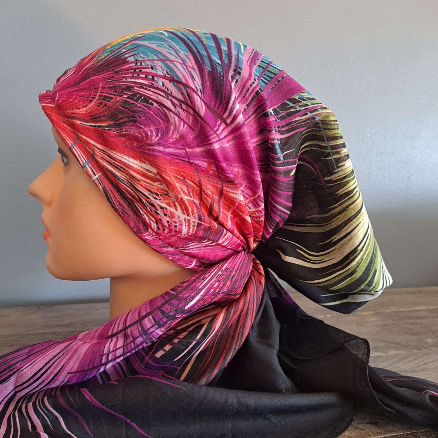 Black/beautiful - multicolored Turkish pretied tichel w/band sewn in (BBS)