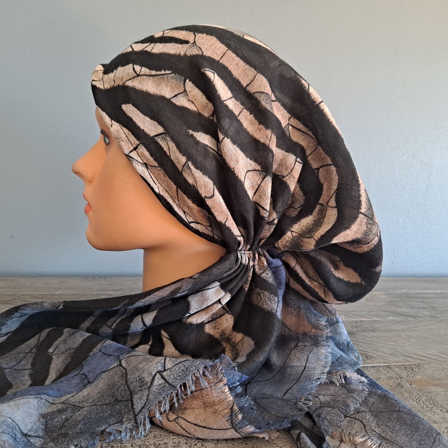 Zebra stripy tan w/blue  - soft fringes pretied tichel