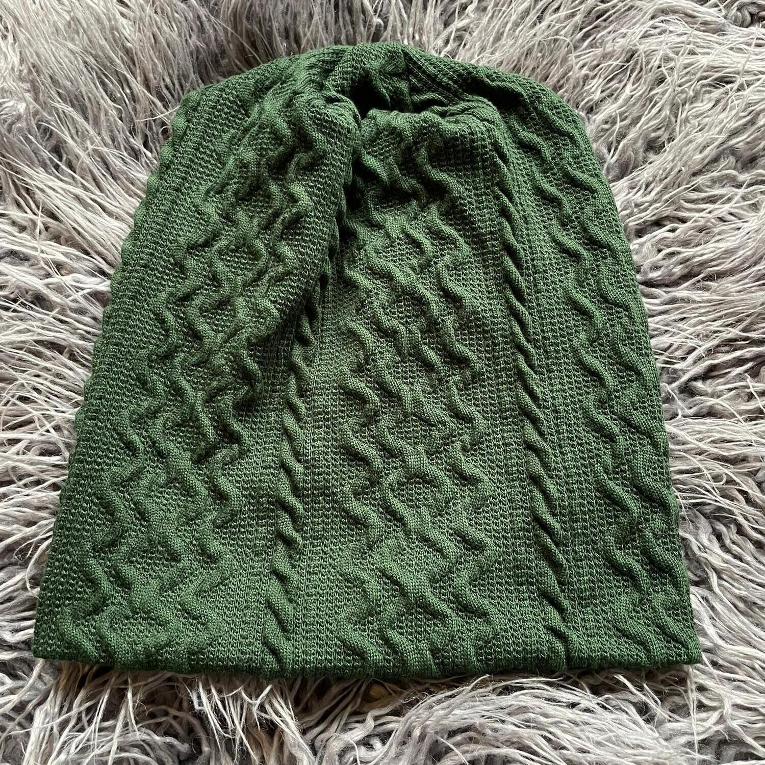 Green cable knit beanie
