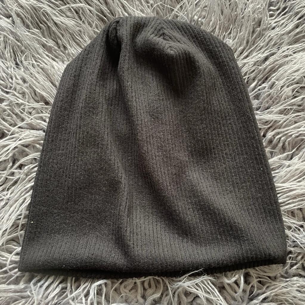 Coziest beanie - black fleece