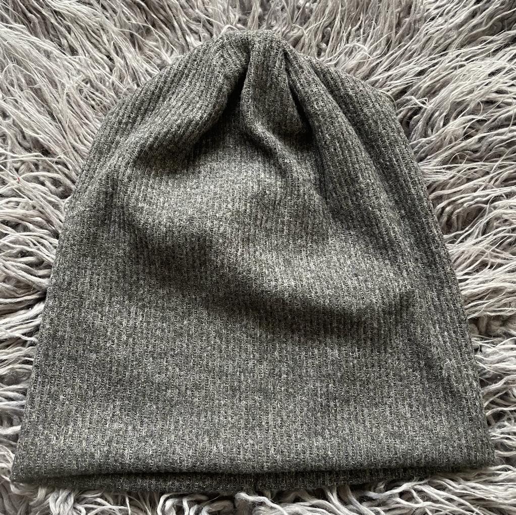 Coziest beanie - charcoal fleece