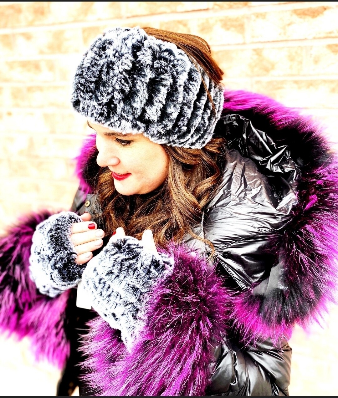 Gorgeous fur fingerless gloves