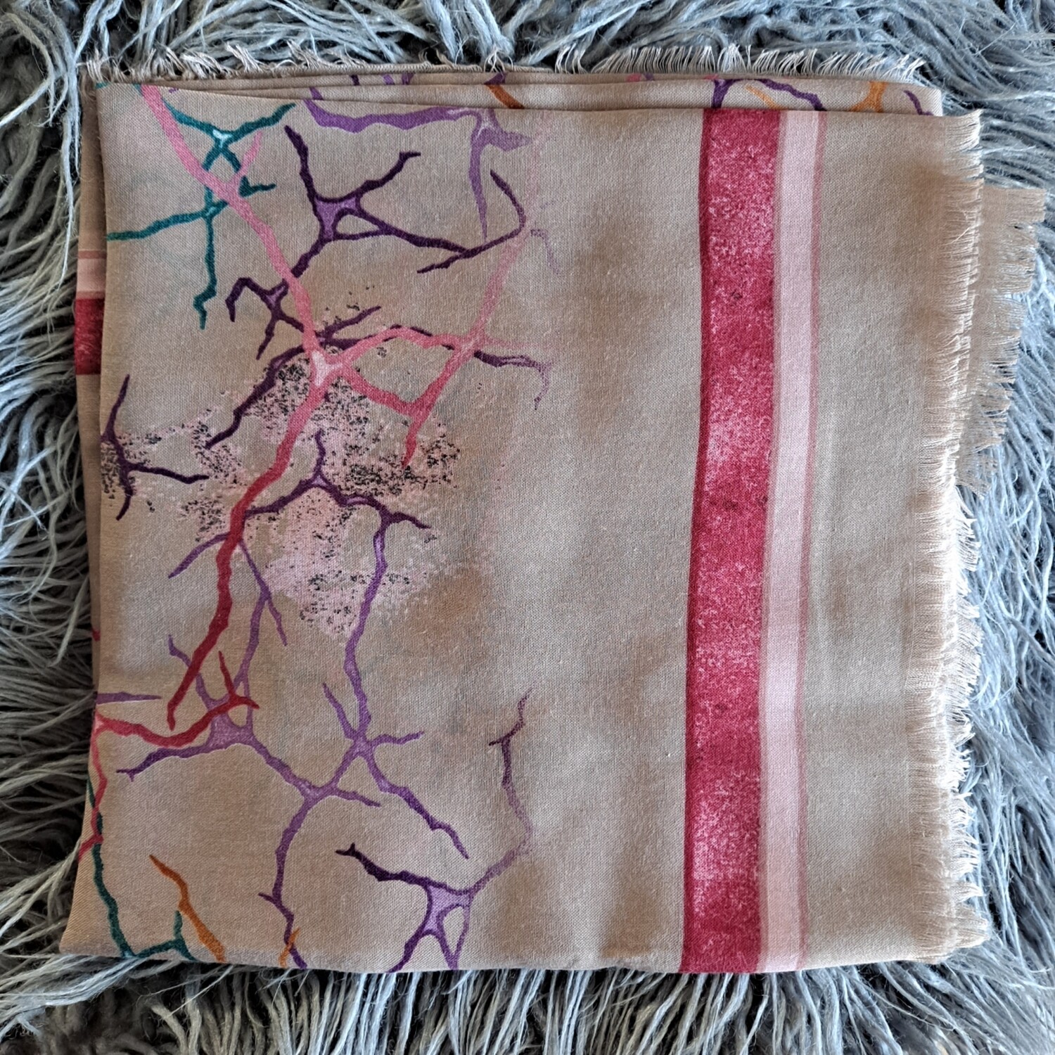 Tan - lightning patterns soft fringes tichel