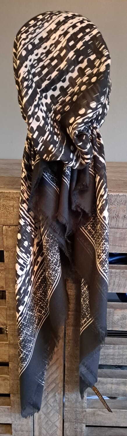 Black/white pattern - Turkish soft fringed pretied tichel w/band sewn in (BBS)