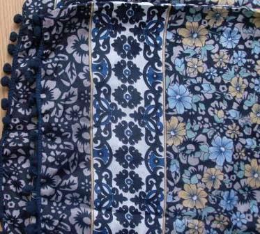 Blue silky style tichel