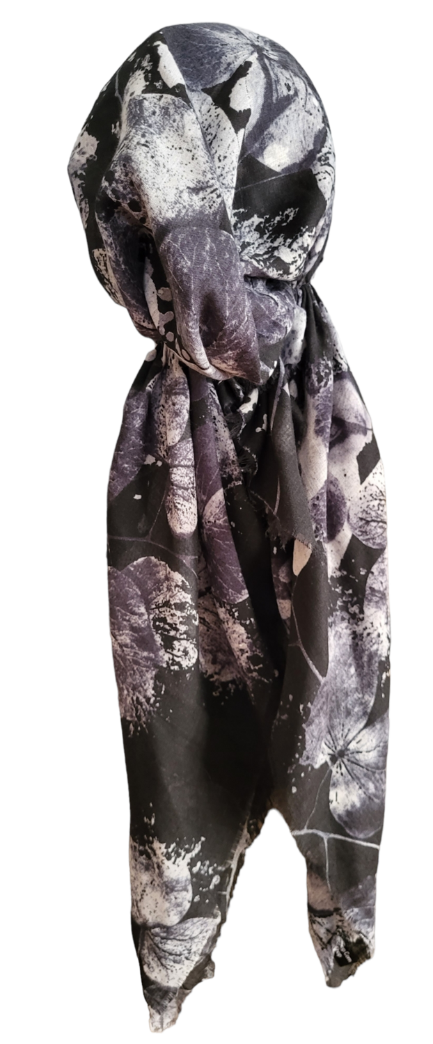 Black/gray big petals - soft fringes pretied tichel