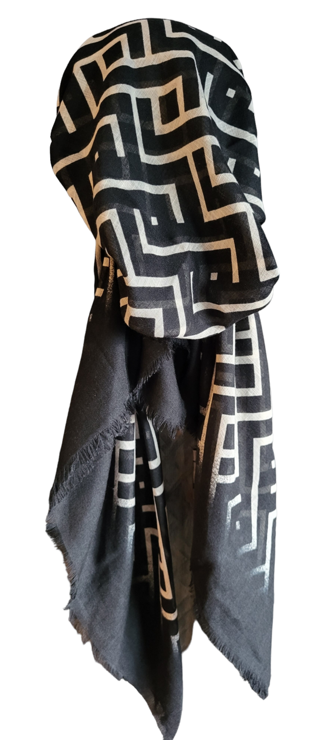 Black/white boxes - soft fringes pretied tichel