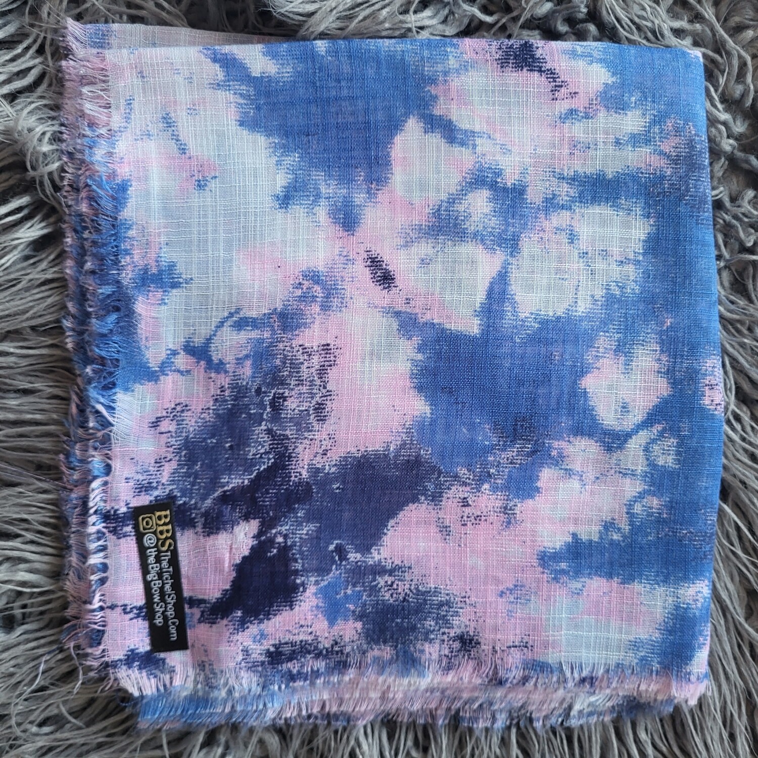 Denim/pink tie dyed fringed tichel