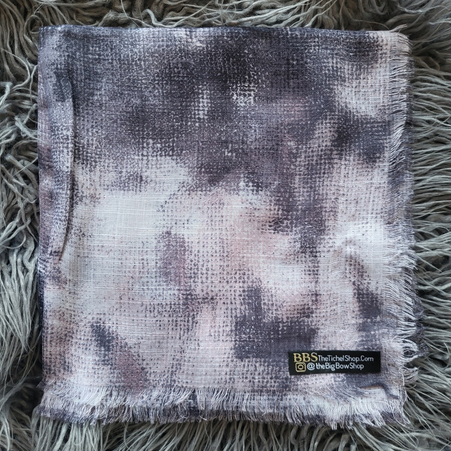Gray w/pinkish beige tie dyed fringed tichel
