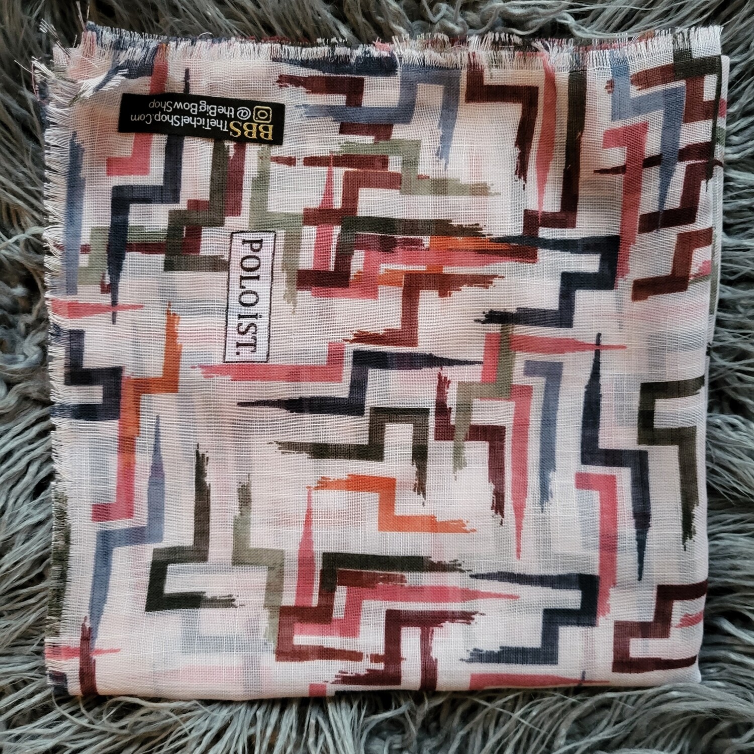 Beige - intersecting lines soft fringes tichel