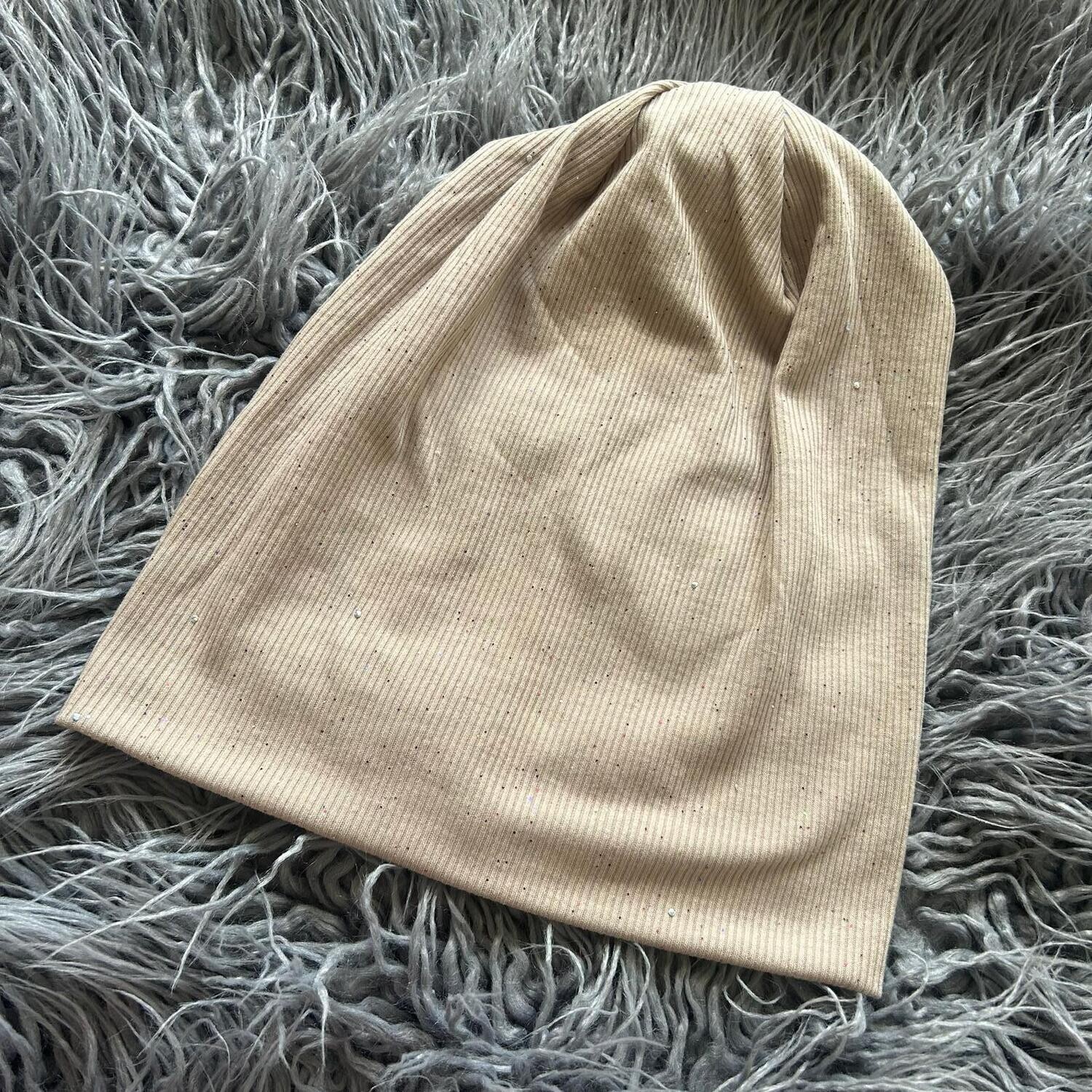 Beige glittery soft beanie