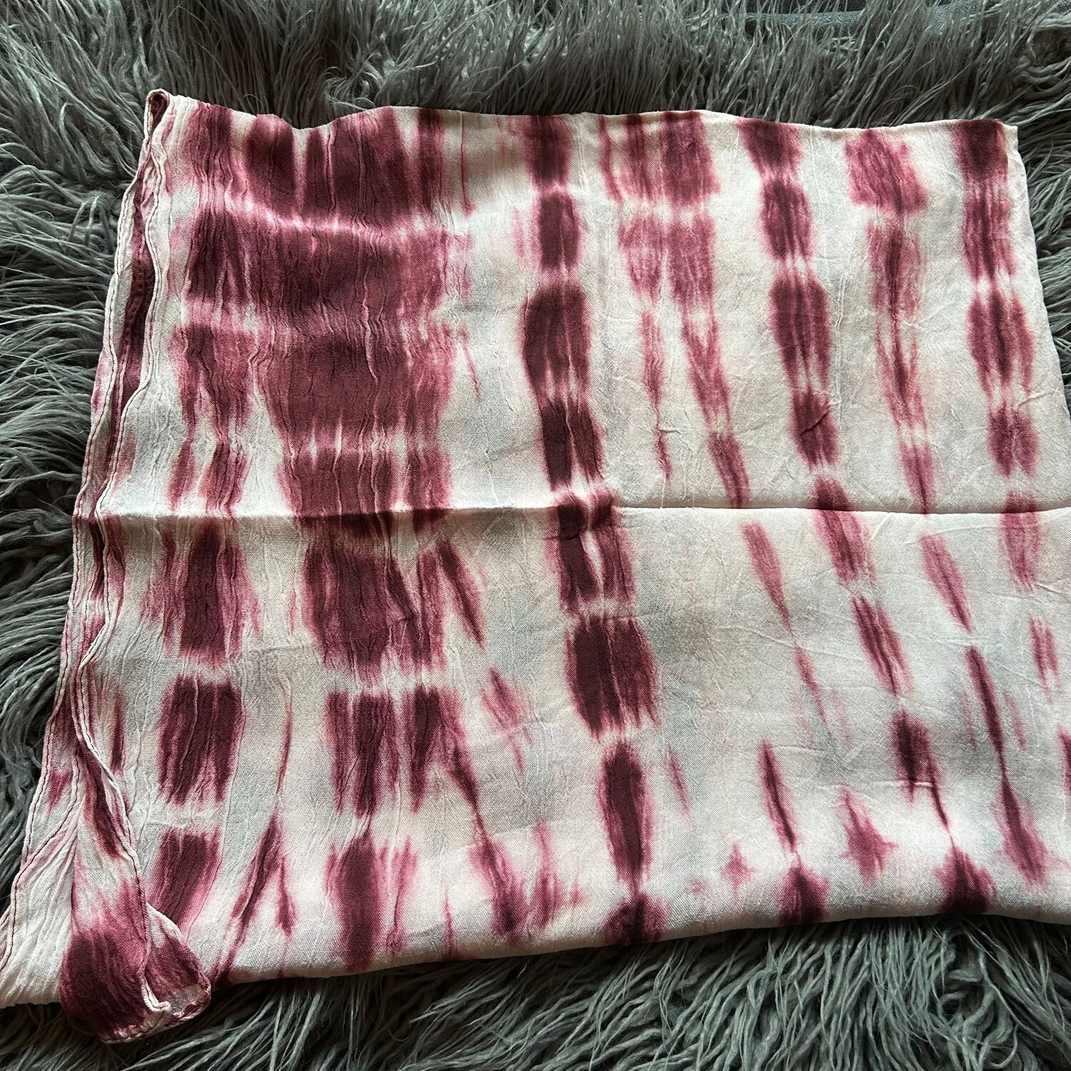 Burgundy tie dyed - light n&#39; airy crinkle tichel