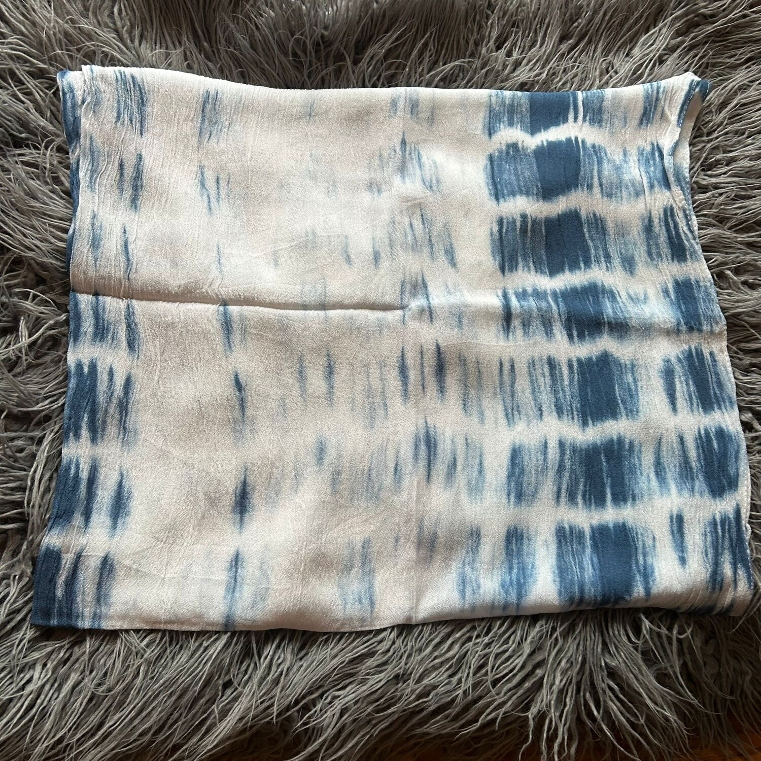 Blue tie dyed - light n&#39; airy crinkle tichel
