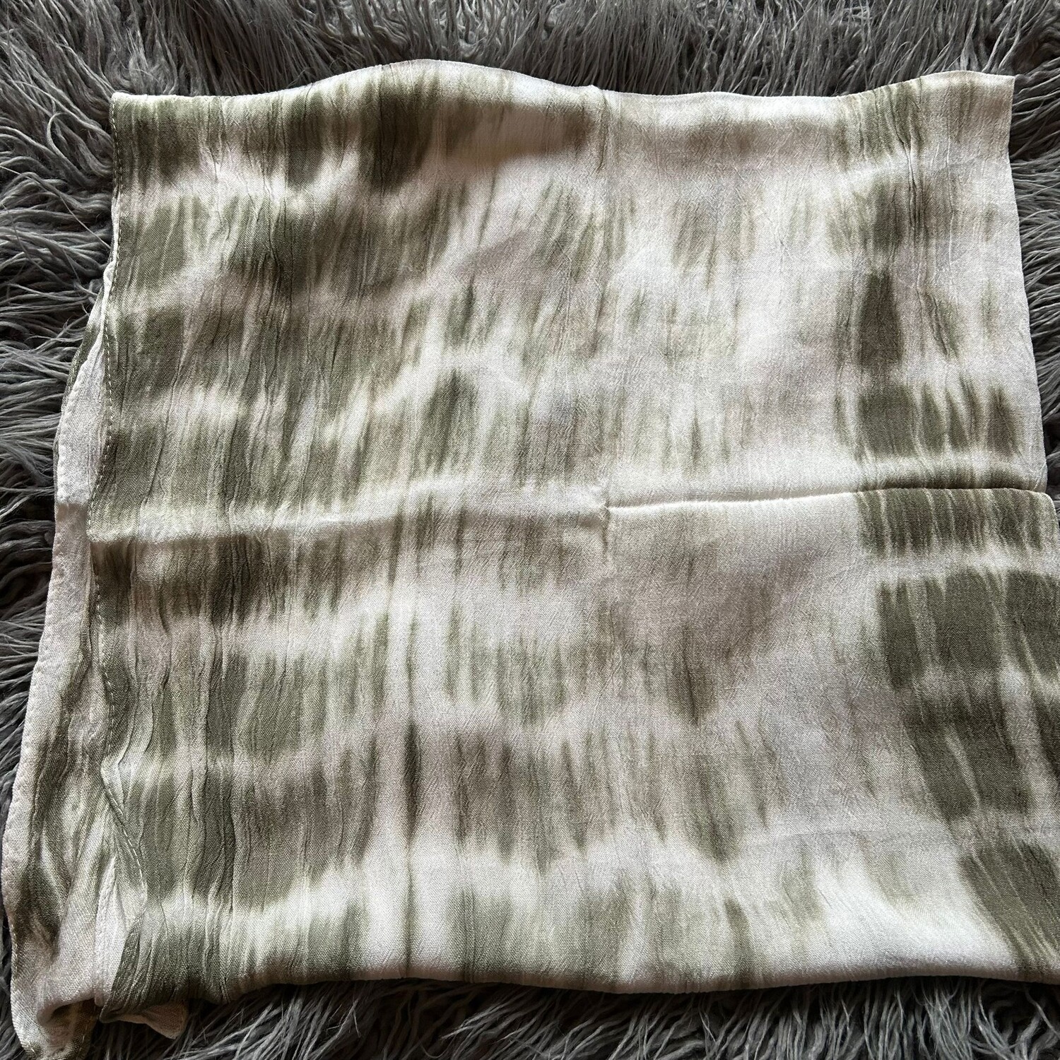 Olive tie dyed - light n&#39; airy crinkle tichel