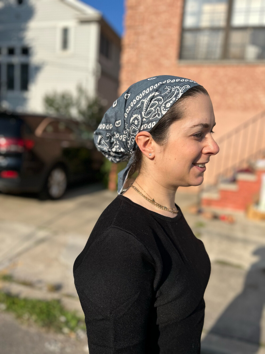 Pre tied bandana gray