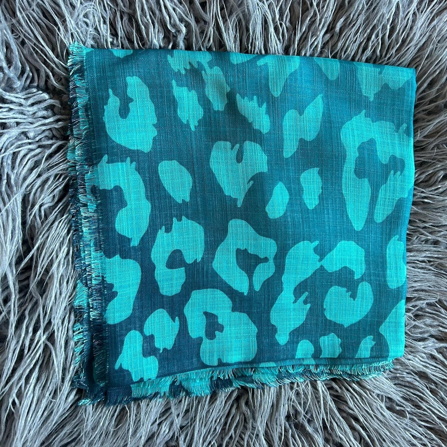 Green  - leopard soft fringes tichel