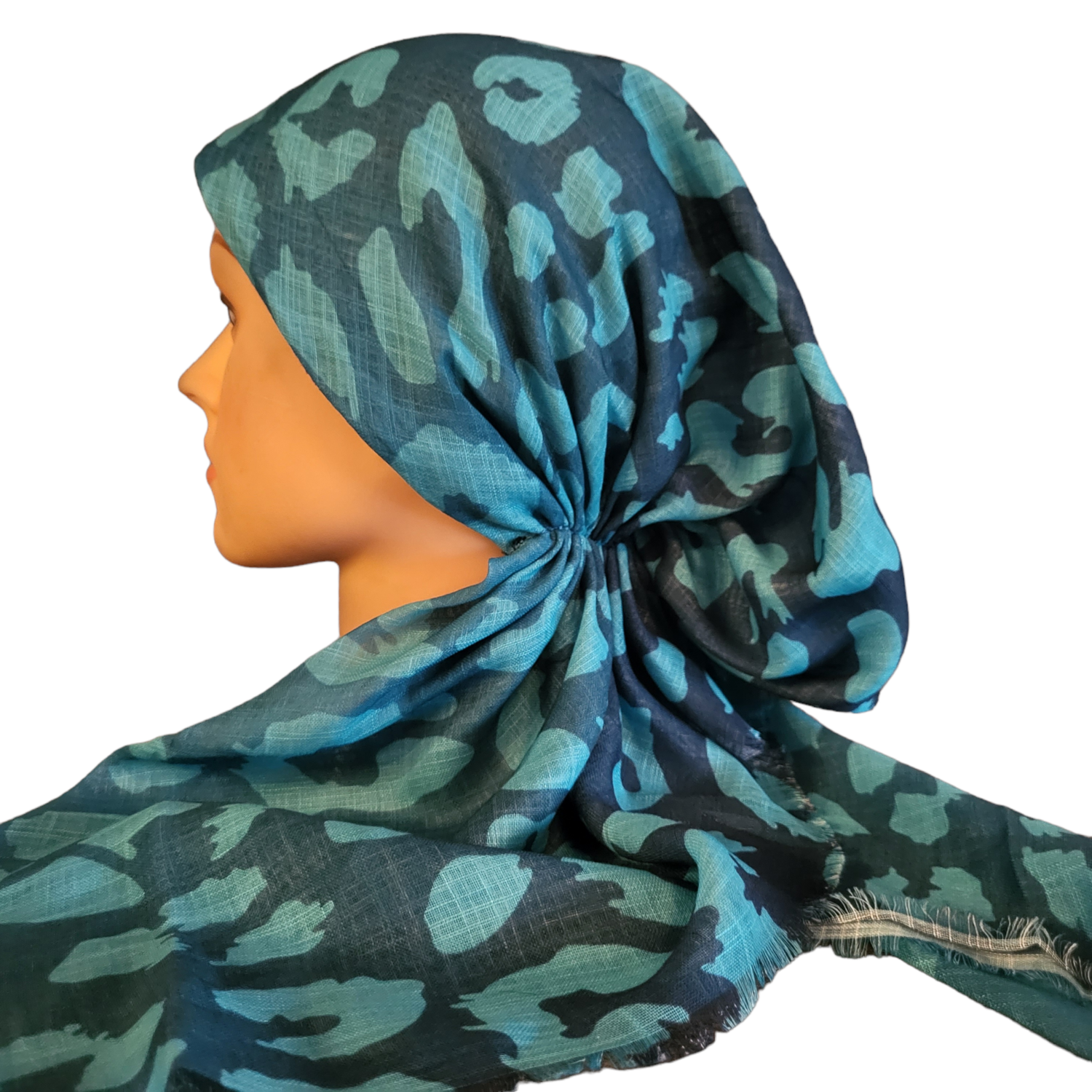 Green leopard pattern - soft fringes pretied tichel