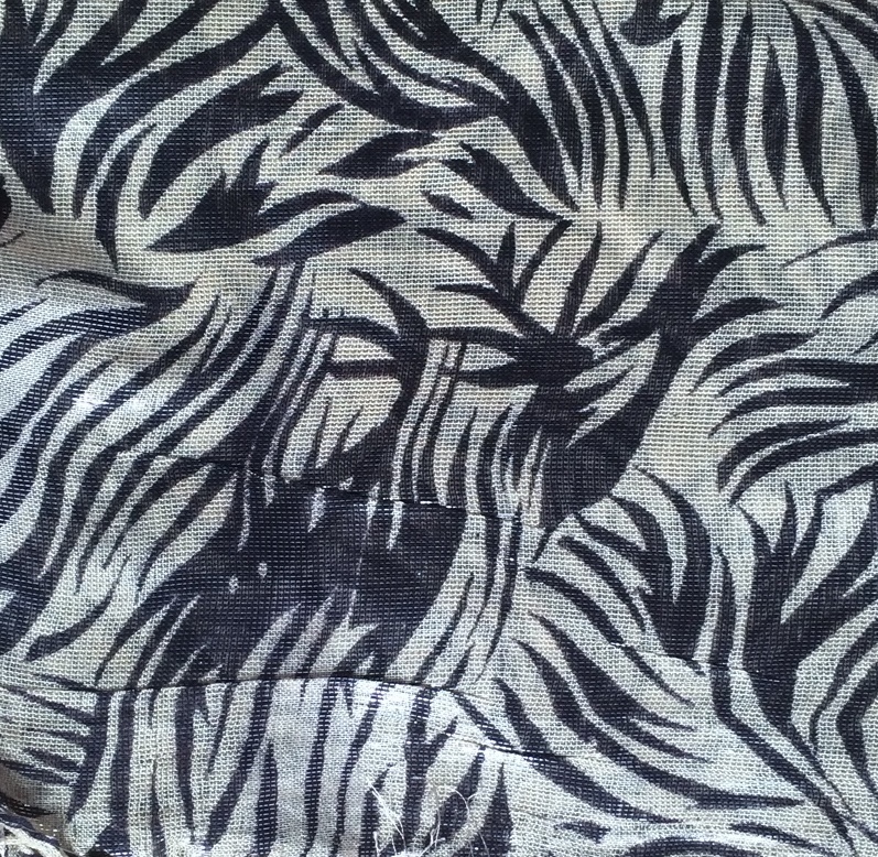 Light gray shimmering animal print tichel