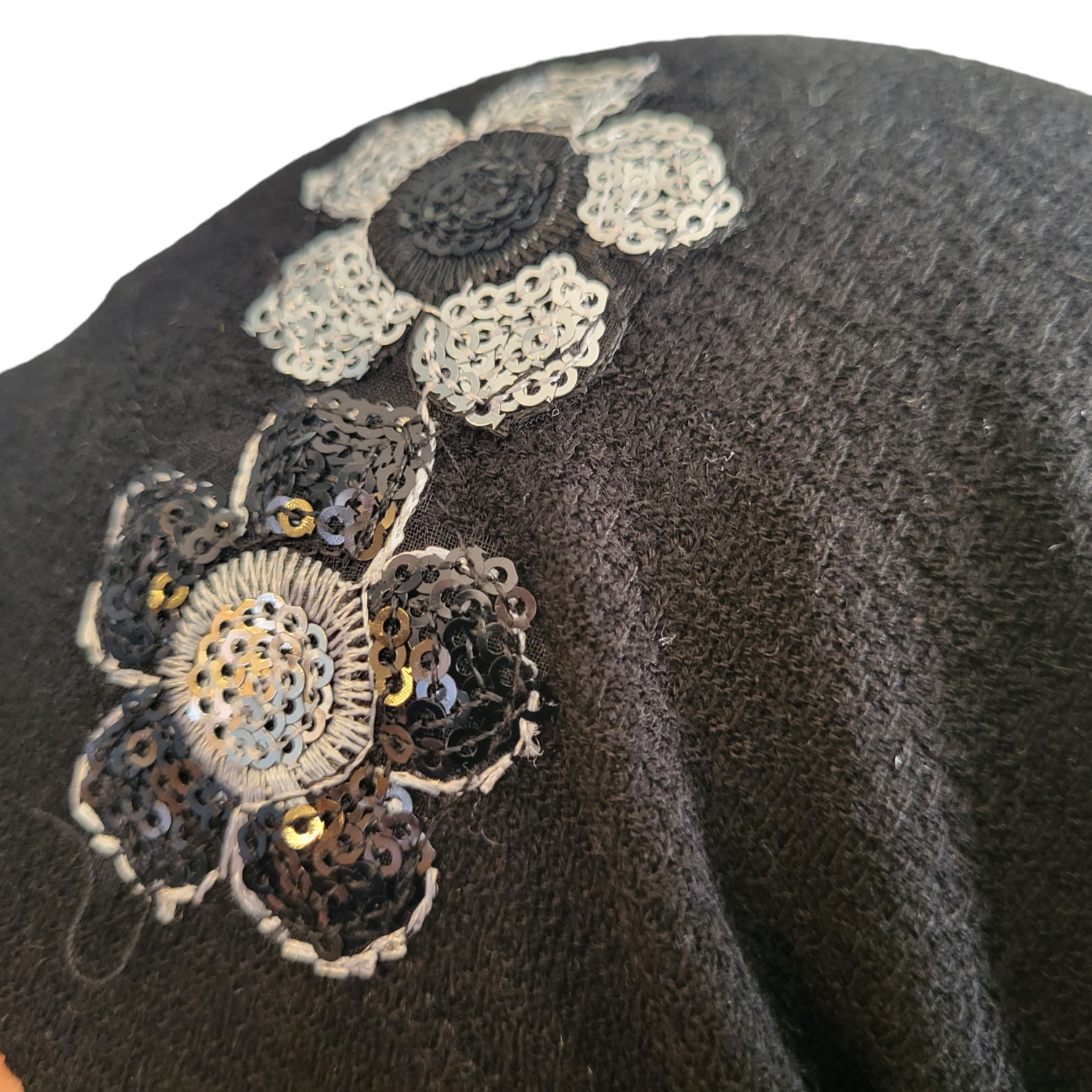 XL - Black pre tied tichel w/applique - W/band sewn in