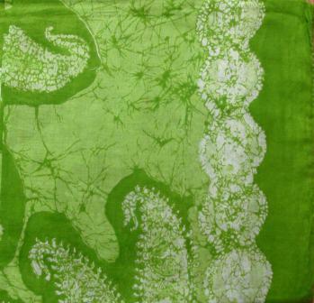 Round pattern tichel bright green
