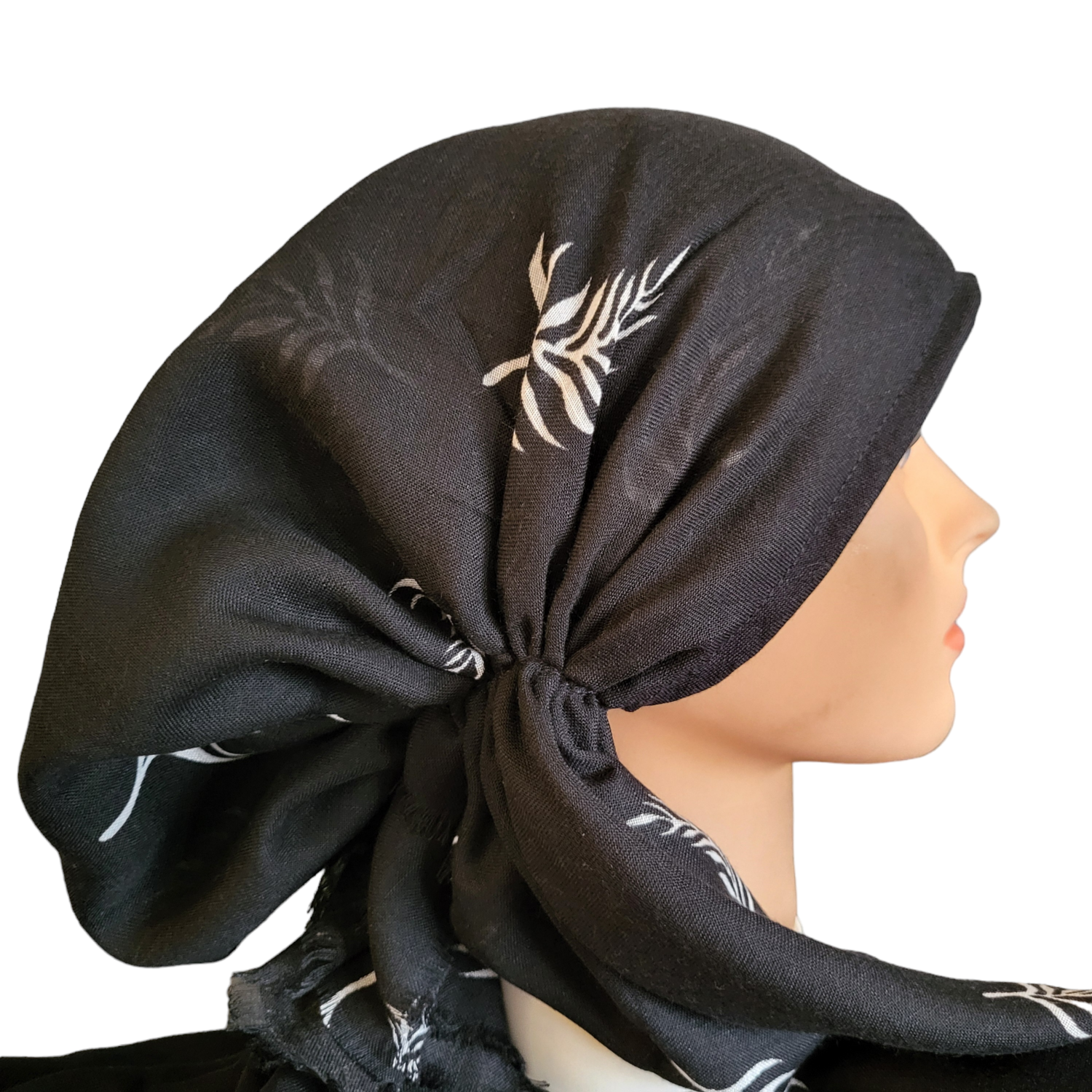 Black/White - soft fringes pretied tichel - slightly patterned