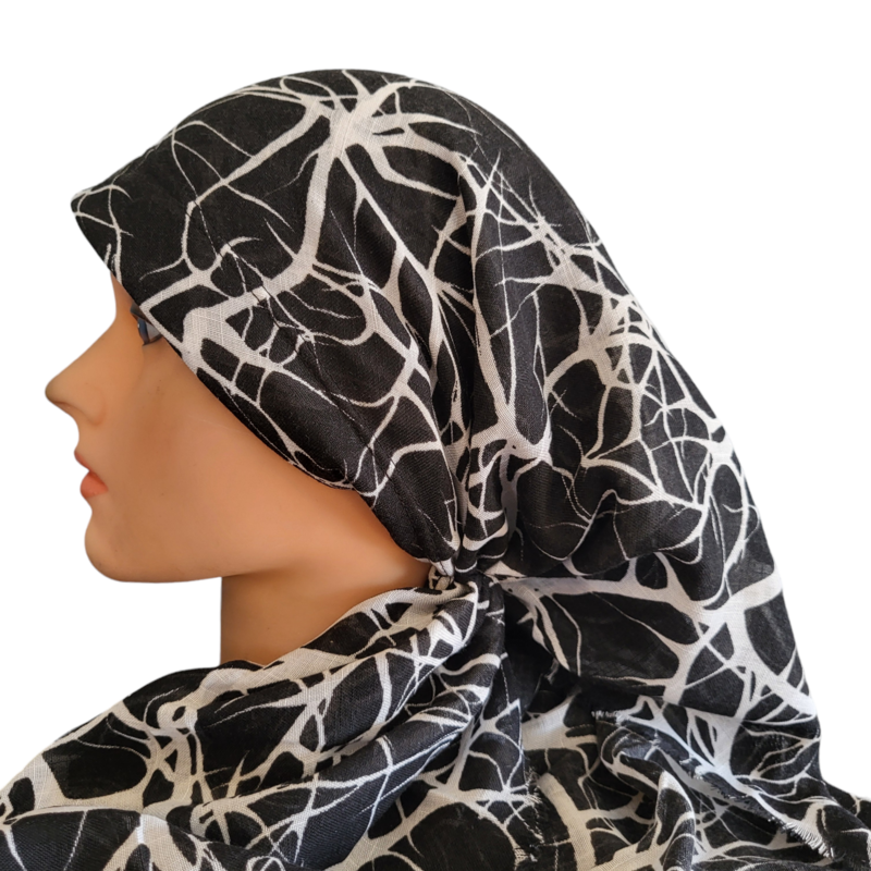 Black/white - long back pre-tied kerchief w/band sewn in - soft fringe material