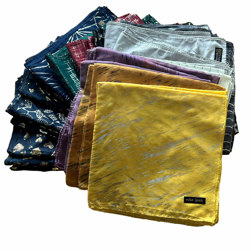 Metallic asst. pattern tichels