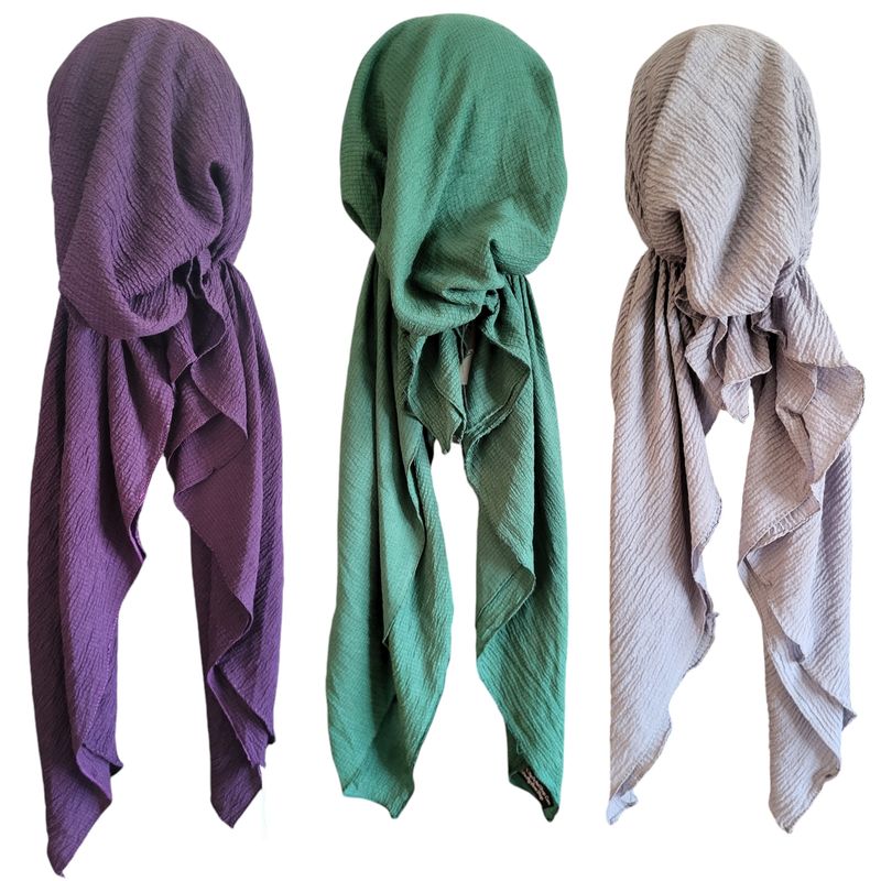 Textured solid pretied tichels