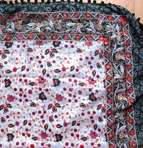 Black silky style tichel