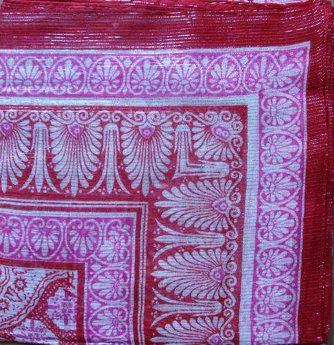 Red squiggles tichel