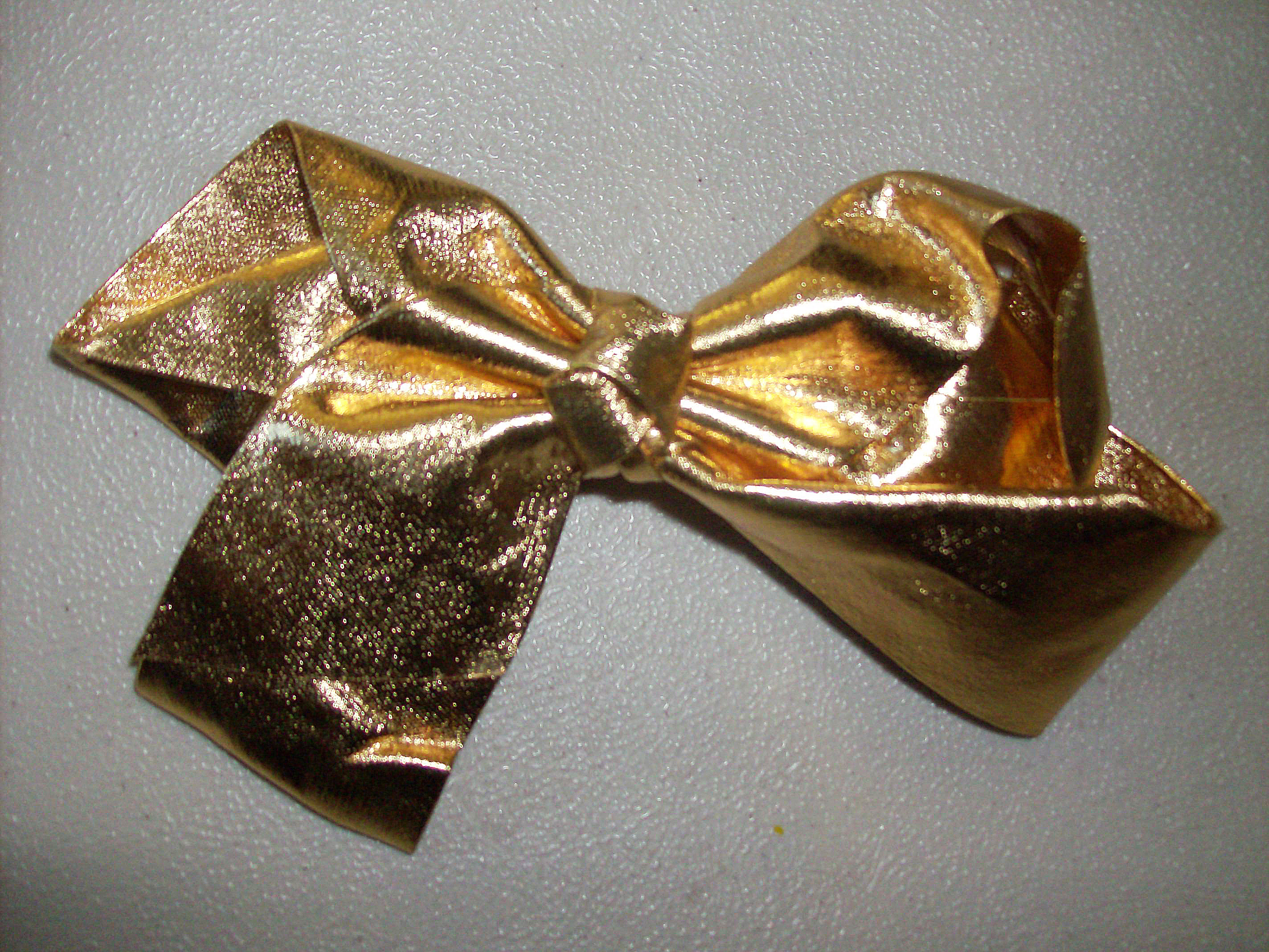 gold bow