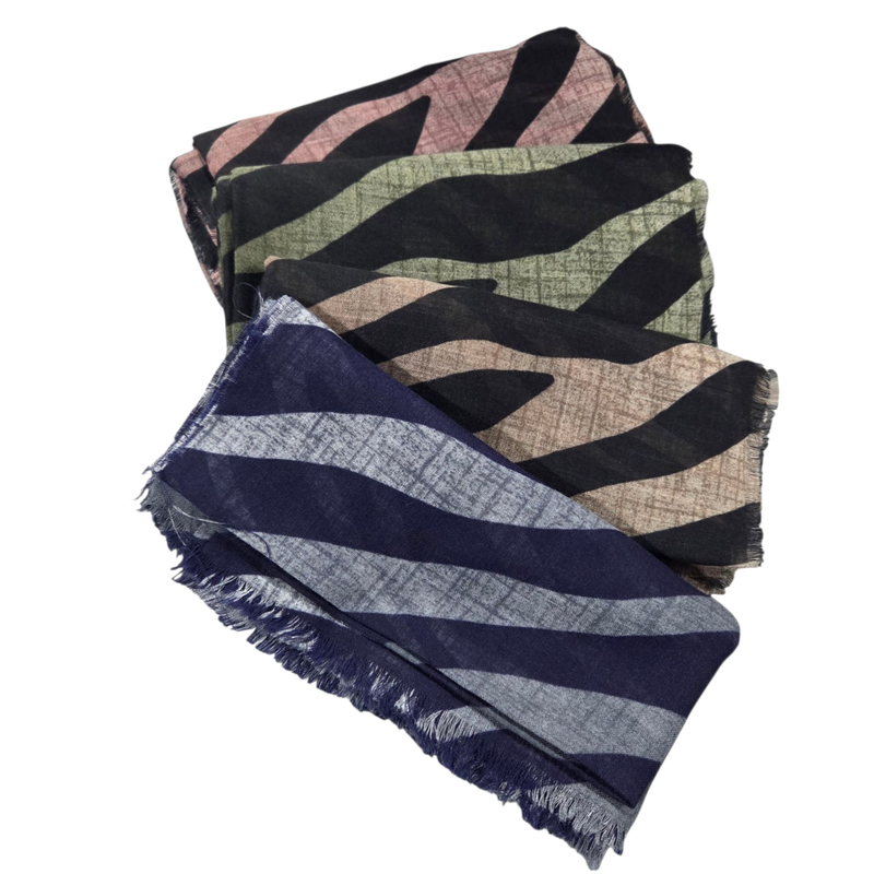 Soft fringes - zebra patterned tichels