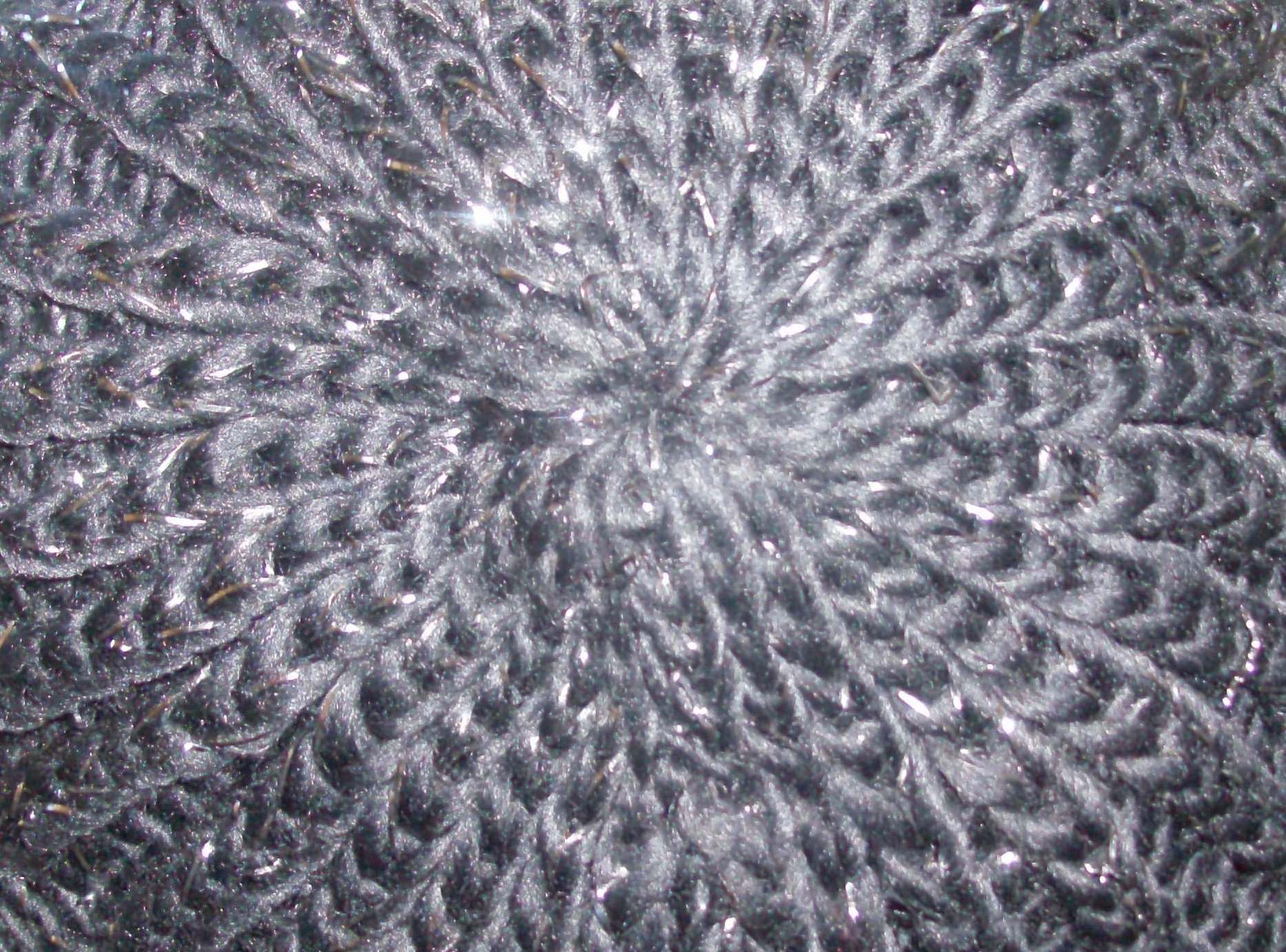 silver thread beret gray