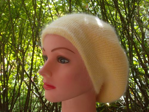 Angora beret yellow