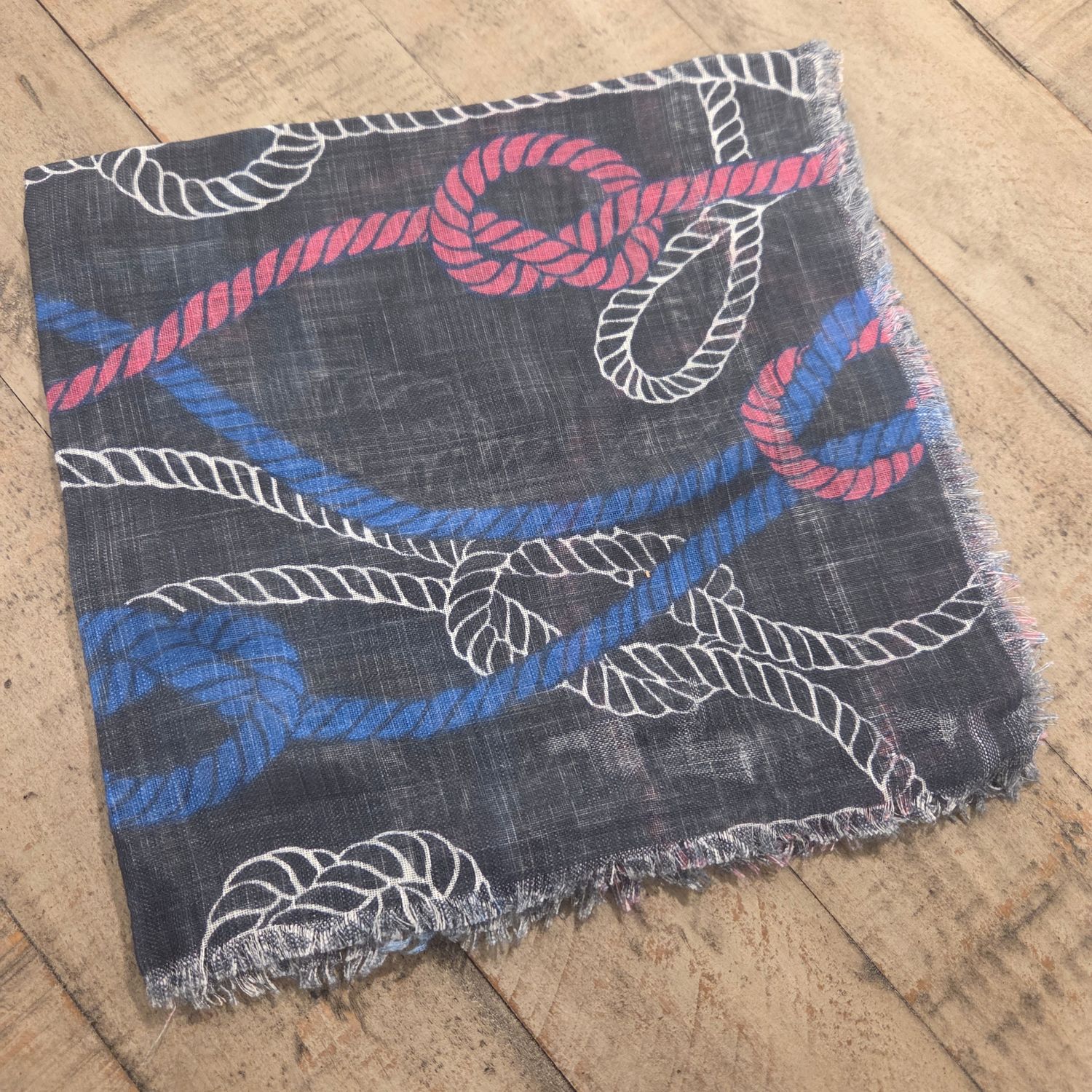 Black/blue - rope motif -  soft fringed tichel