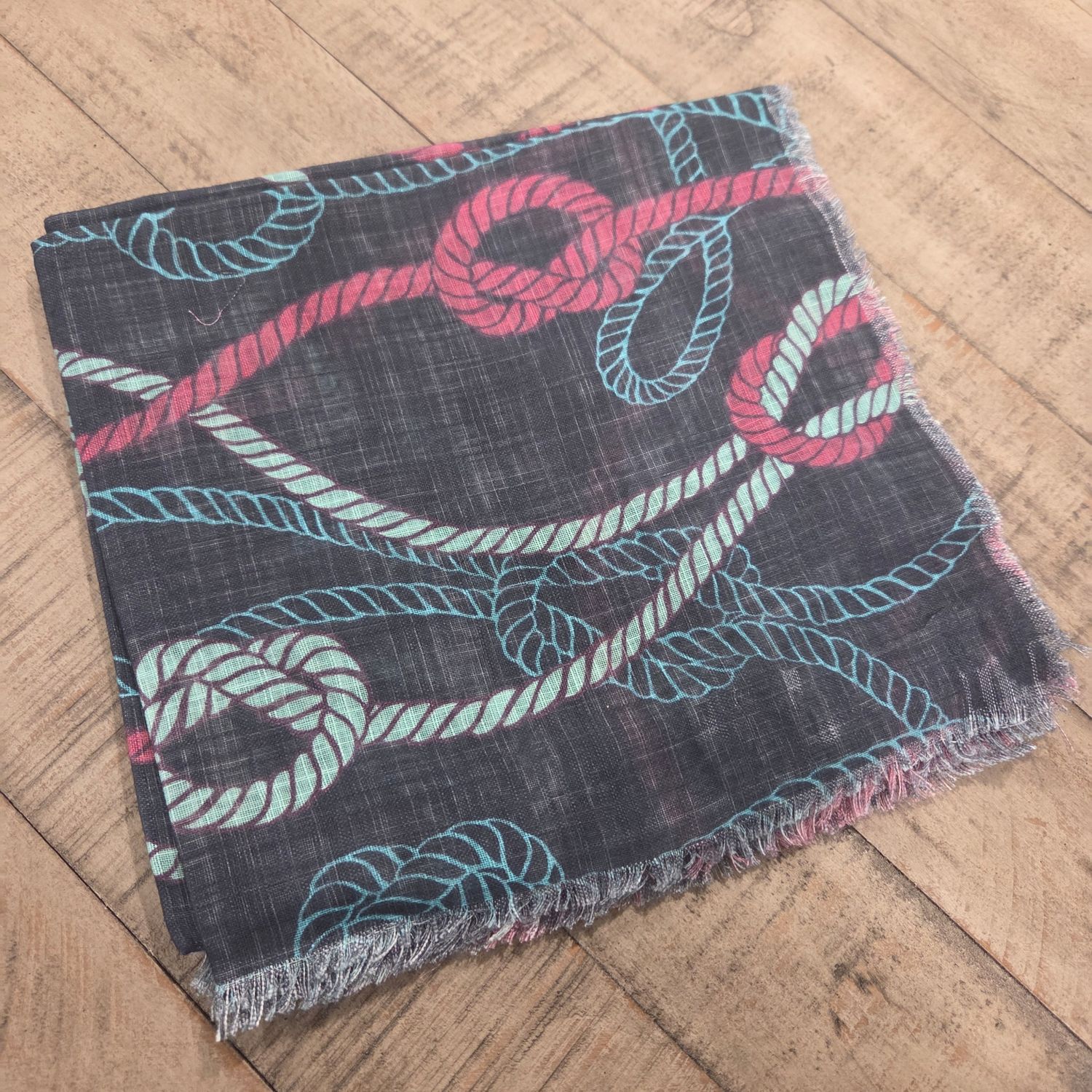 Black/green - rope motif -  soft fringed tichel