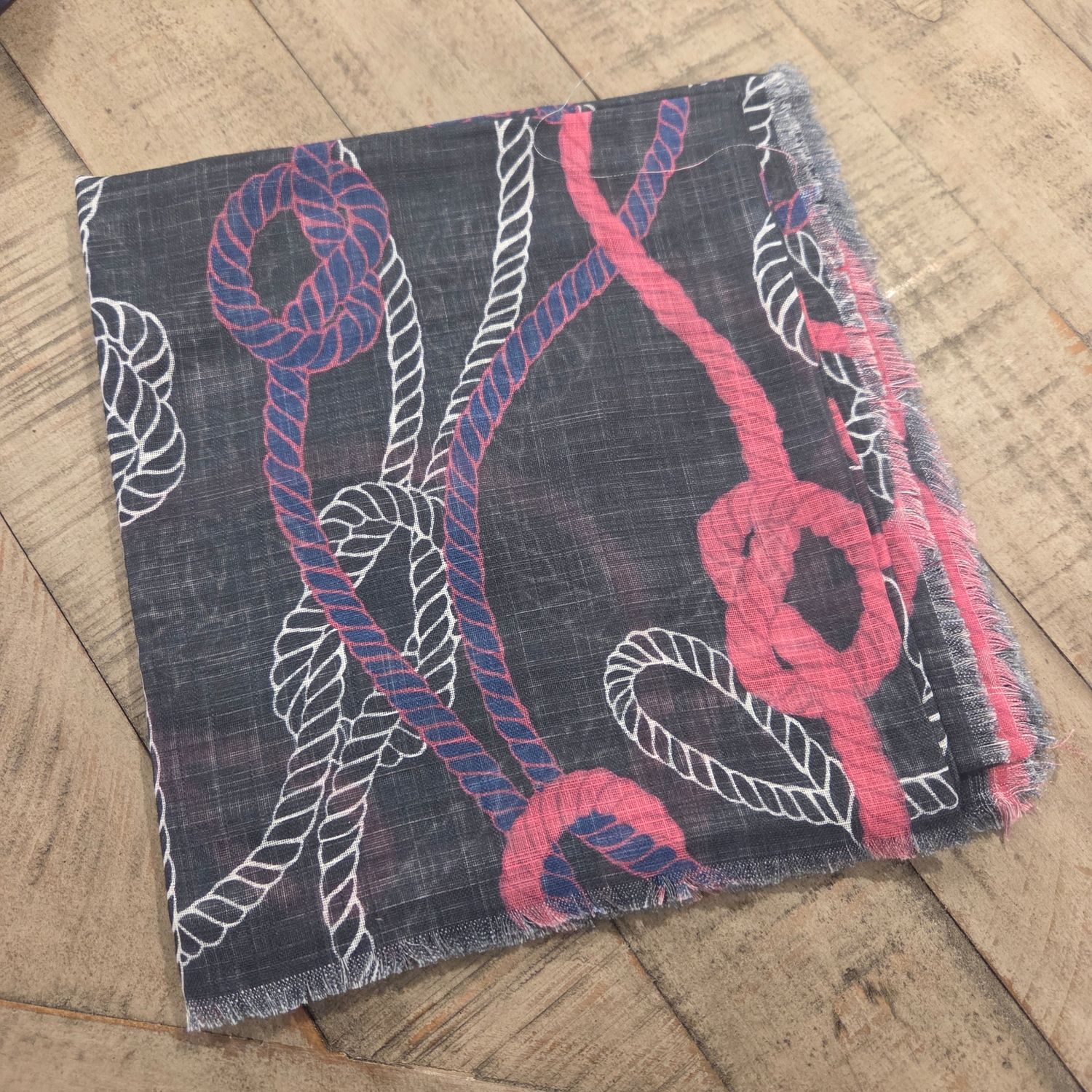 Black/hot pink - rope motif -  soft fringed tichel