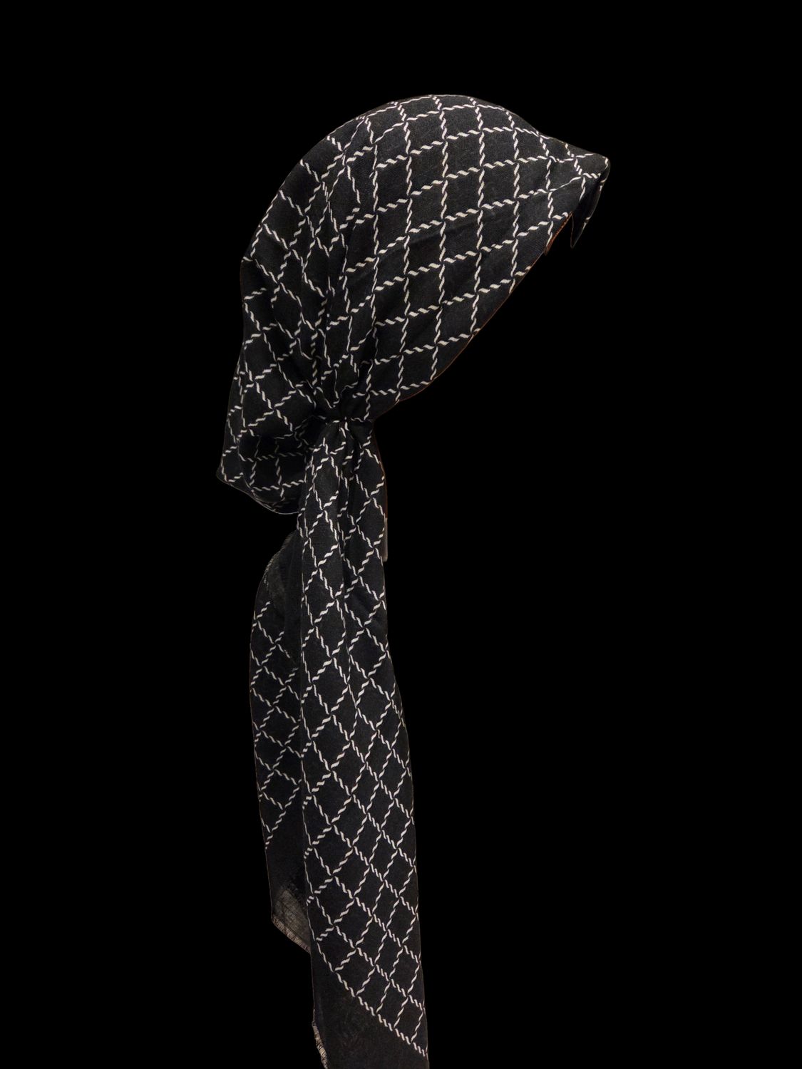 Black/White - soft fringes pretied tichel - braided squares 