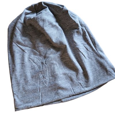 Medium/light gray glittery soft beanie