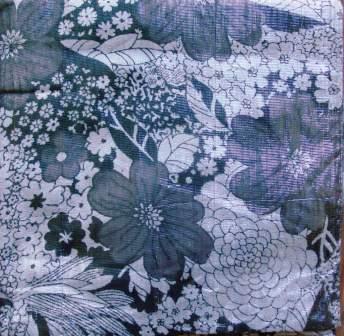 Spring flowers shimmering tichel black