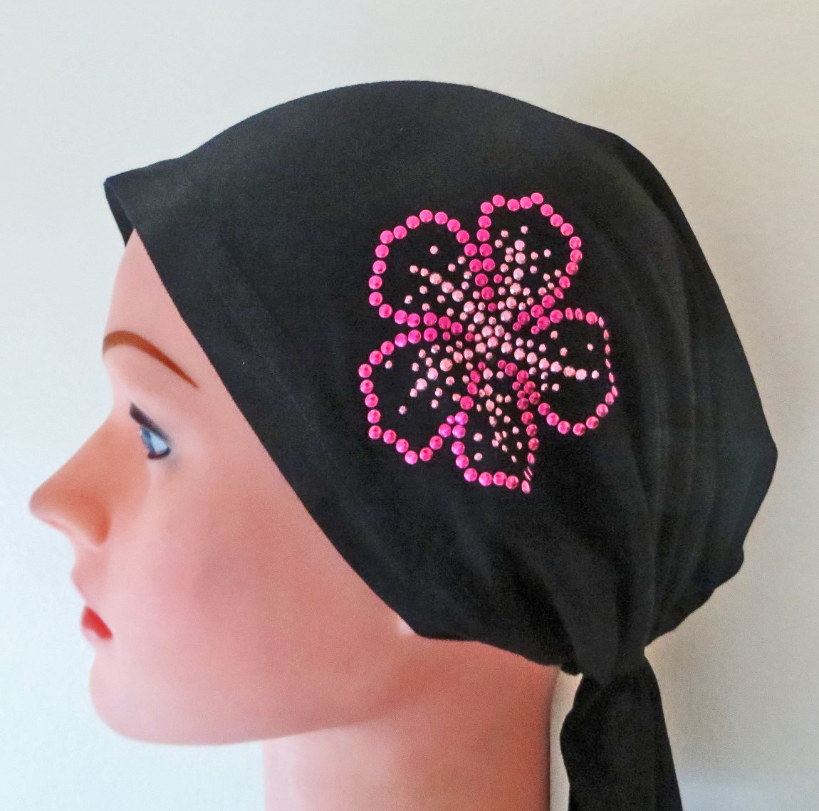 Charcoal gray pre tied tichel with applique