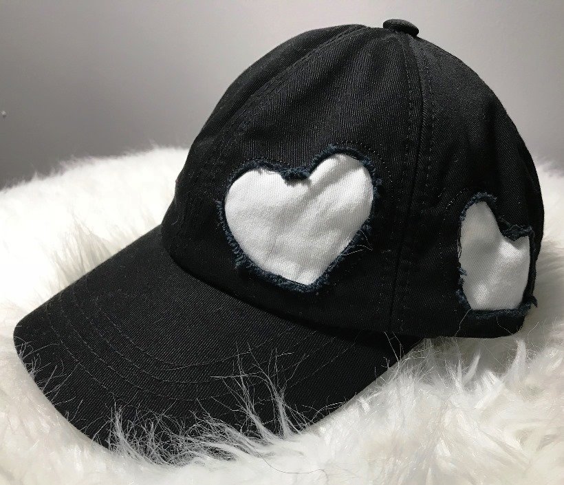 Cotton caps w/heart design, choose: black
