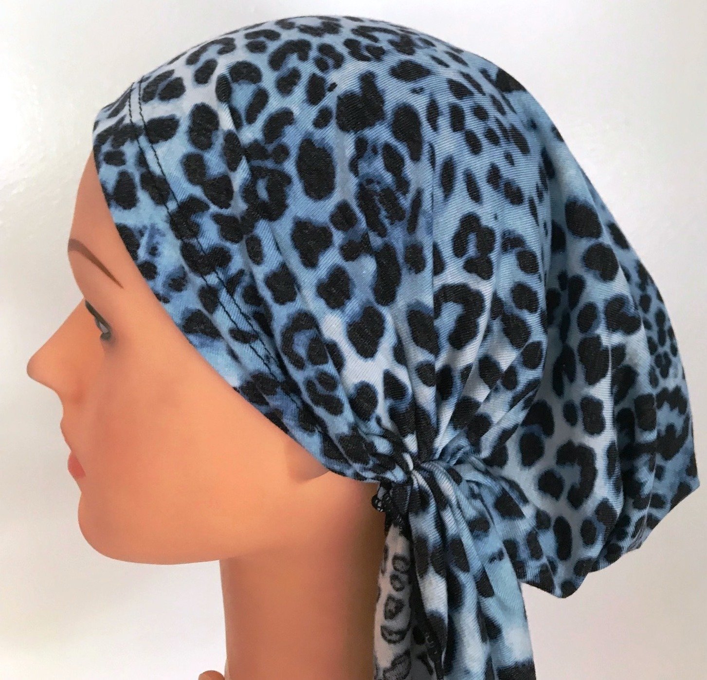 Pre tied tichel blue animal pattern