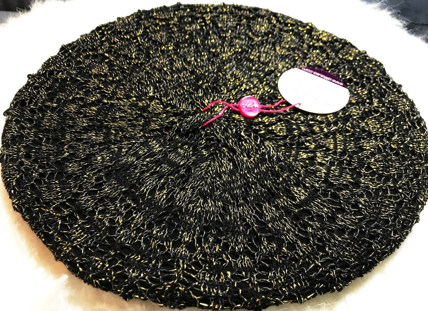 Black with gold Lined Beret Snood