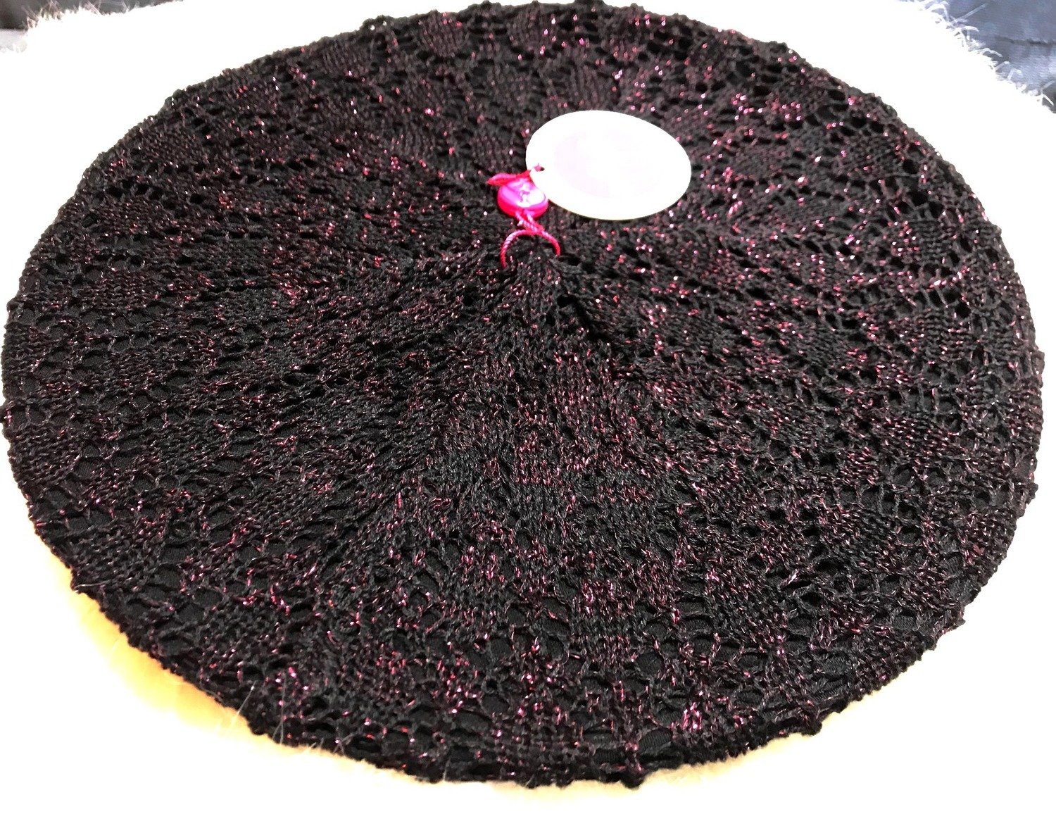 Black/maroon  Lined Beret Snood
