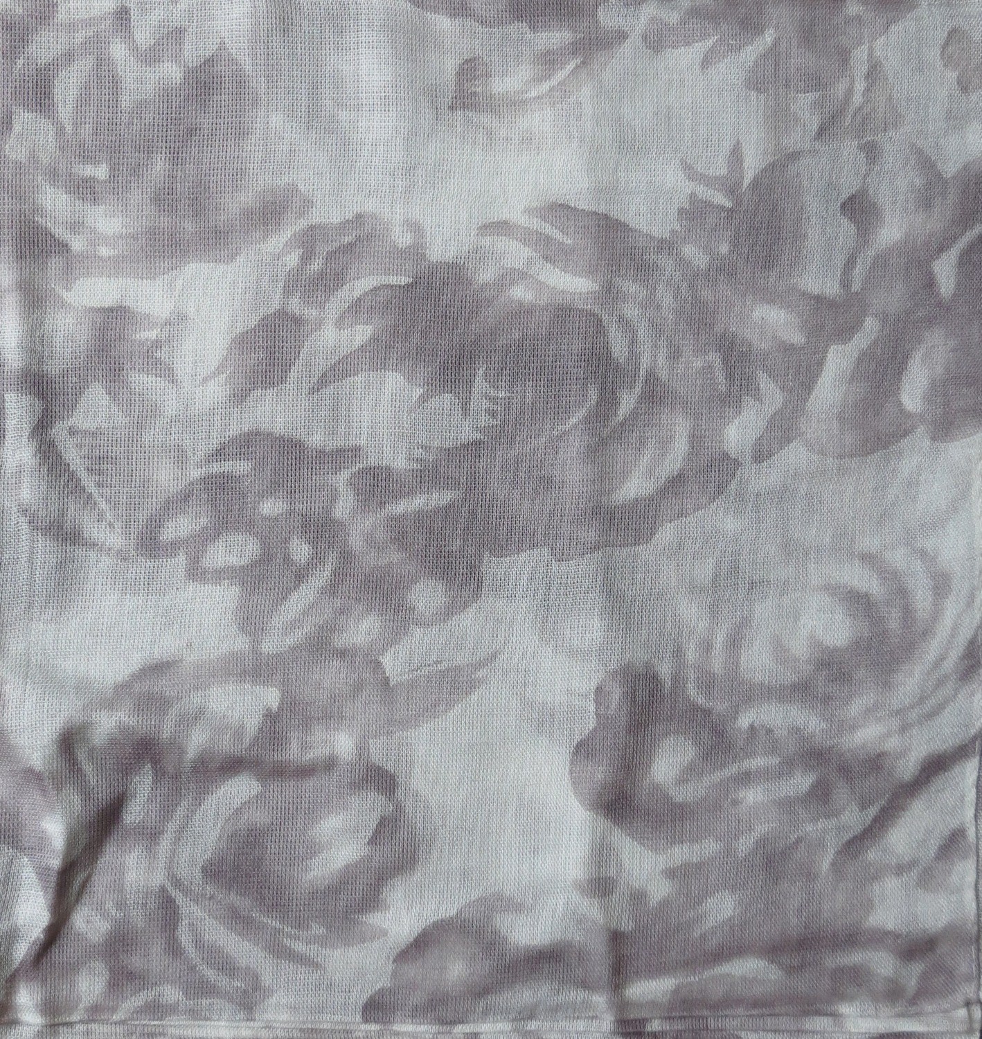 Light beige spring clouds tichel