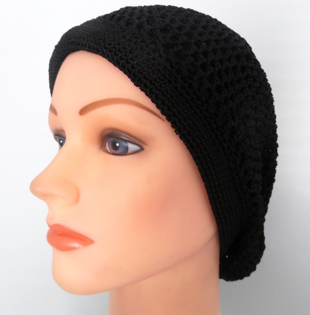 Shorter crocheted snood